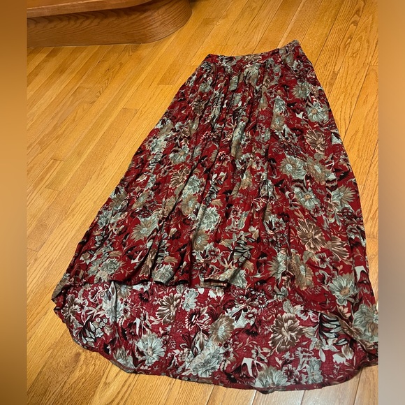 Classic maxi skirt - Picture 12 of 13